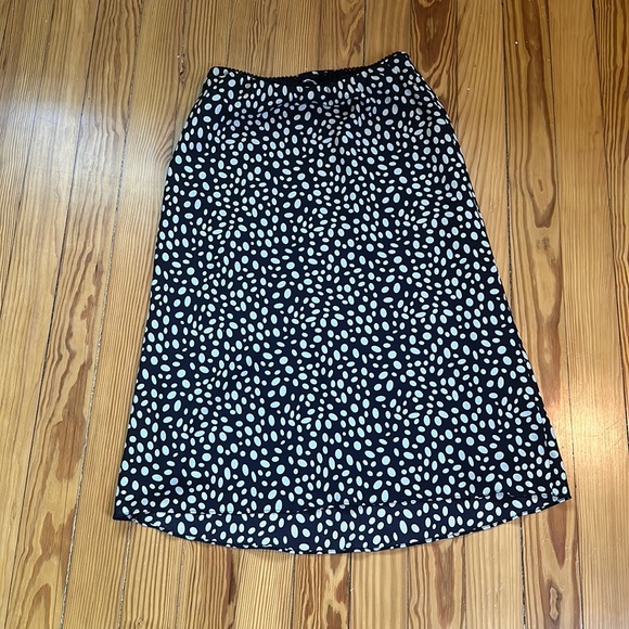 Max Studio mid length slip skirt - Picture 1 of 3